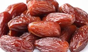 تمر الصباح.. طاقة طبيعية بلا كافيين