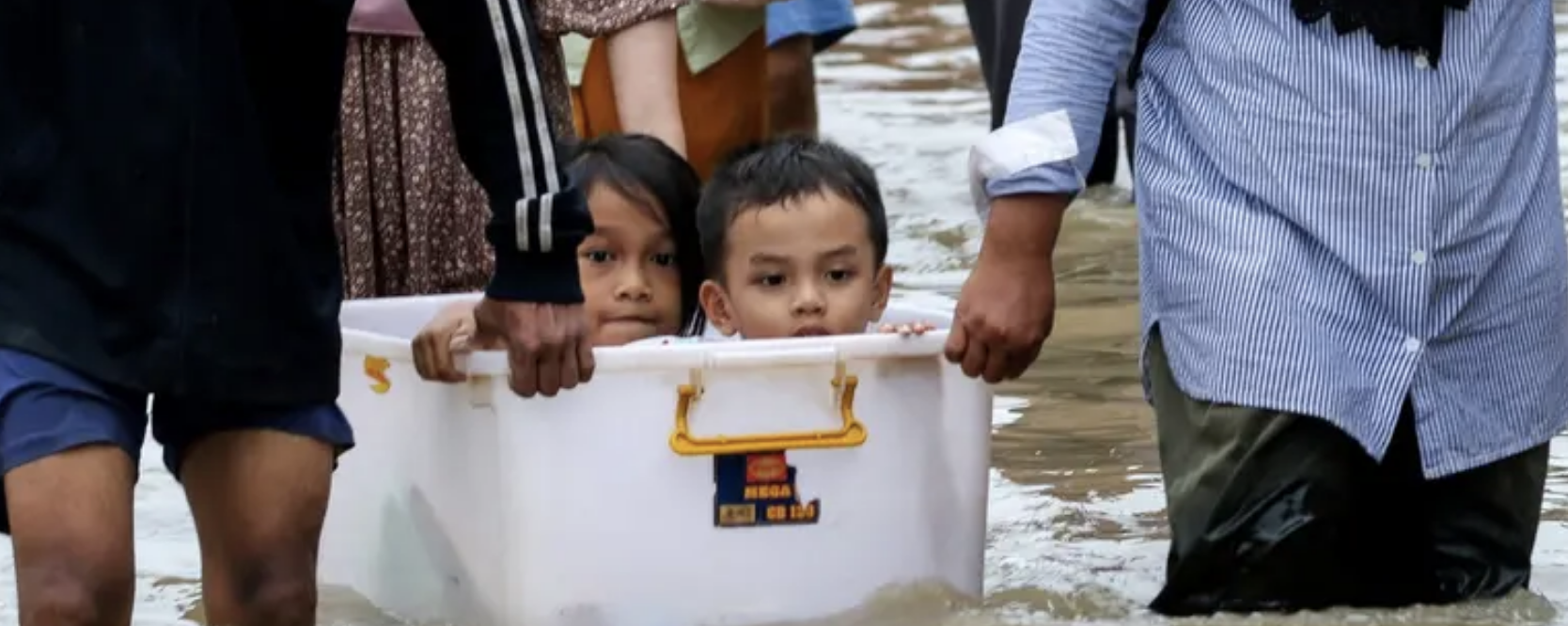 ارتفاع حصيلة وفيات الفيضانات في جنوب شرق آسيا