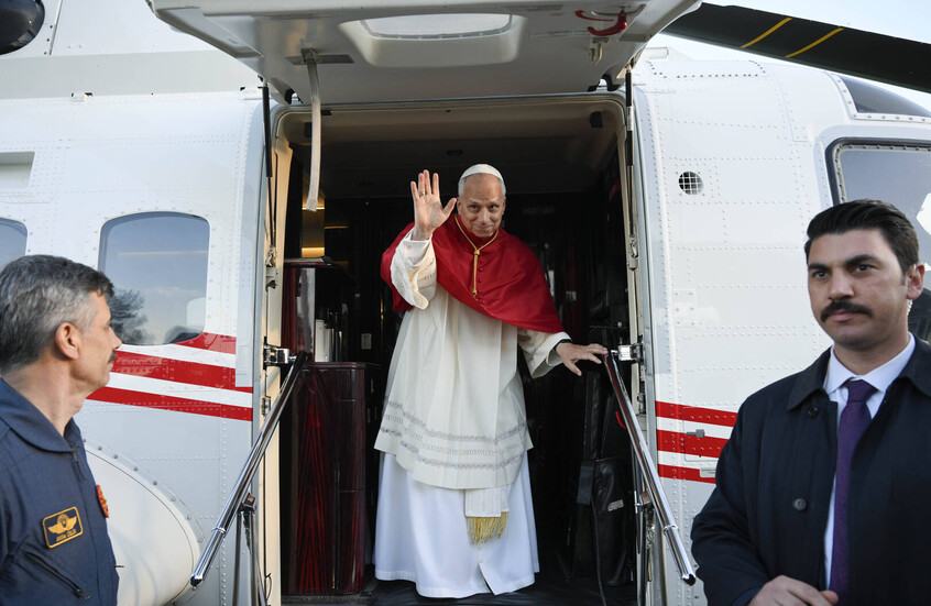 نائب لبناني للبابا: اضرب بعصا مار بطرس وقل لإسرائيل كفى