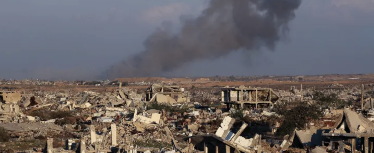 ترامب يعتزم إعلان بدء المرحلة الثانية من اتفاق غزة قريبا وحماس تدعو لوقف الخروقات