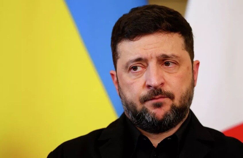 صحيفة: ترامب يمهل زيلينسكي عدة أيام للموافقة على صفقة السلام بحلول عيد الميلاد