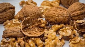 حفنة جوز يوميًا… طاقة، تركيز، ونوم أعمق