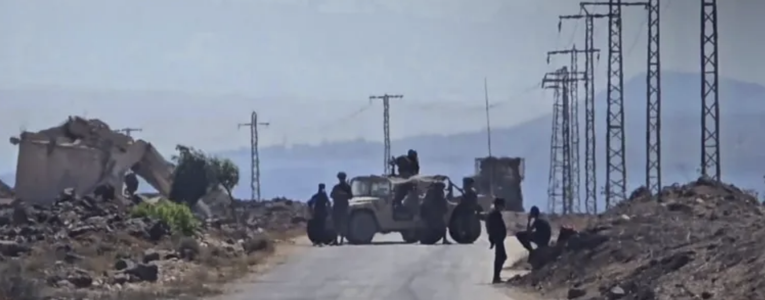 قوات إسرائيلية تتوغل في ريف القنيطرة وتنصب حاجزا لتفتيش المارة