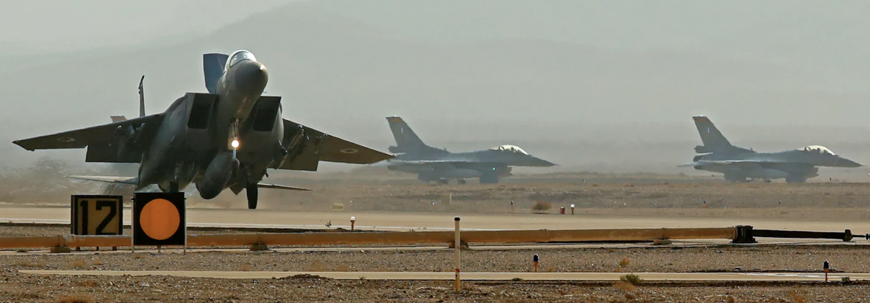 تقرير: نتنياهو يعتزم عرض خطط جديدة لضرب إيران على ترامب