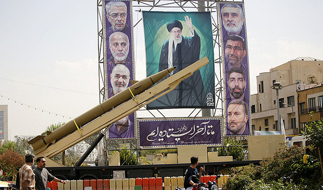 إسرائيل تلمح لمهاجمة إنتاج صواريخ بالستية إيرانية