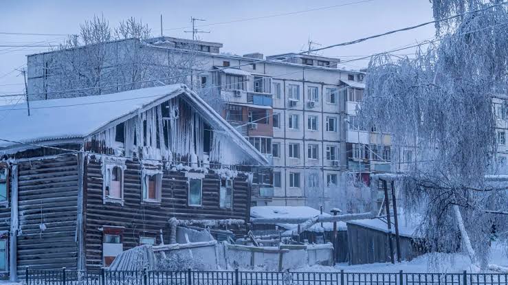 الحياة داخل ثلاجة طبيعية في روسيا