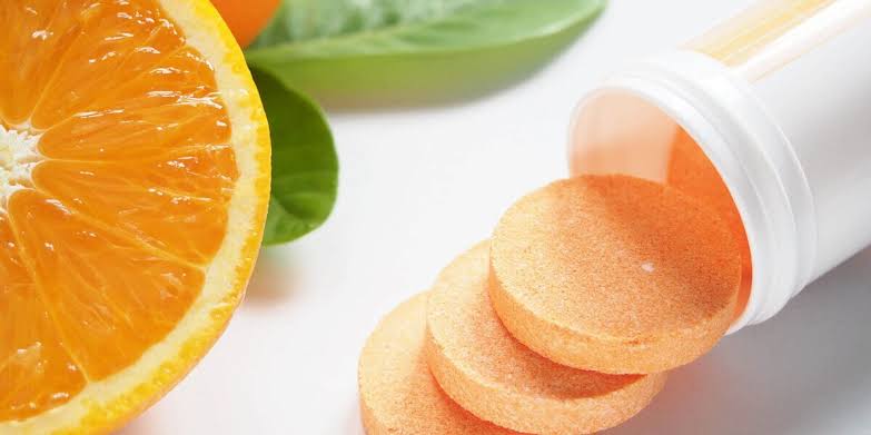 فيتامين سي يحمي الرئتين من التلوث