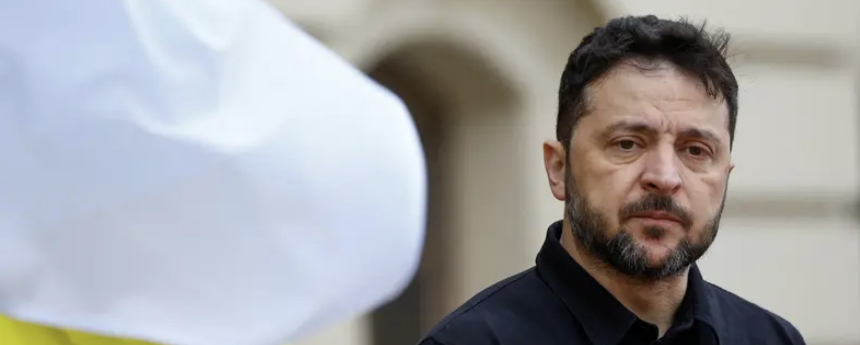 زيلينسكي يتمنى الموت لشخص بعيد الميلاد والكرملين يصفه بغير المتزن