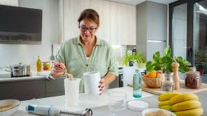 مكملات الكولاجين.. بين المساحيق والكبسولات والمشروبات