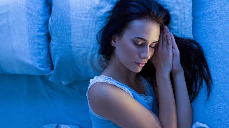 التعرق الليلي الشديد.. علامة قد تكشف عن السرطان