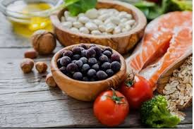 الخضروات والتوت سر دماغ أصغر بسبع سنوات