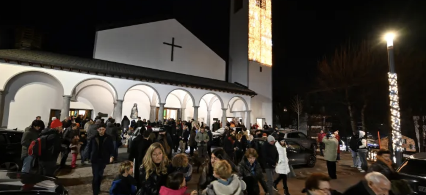 حزن وحداد بسويسرا على ضحايا حريق "كرانس مونتانا"