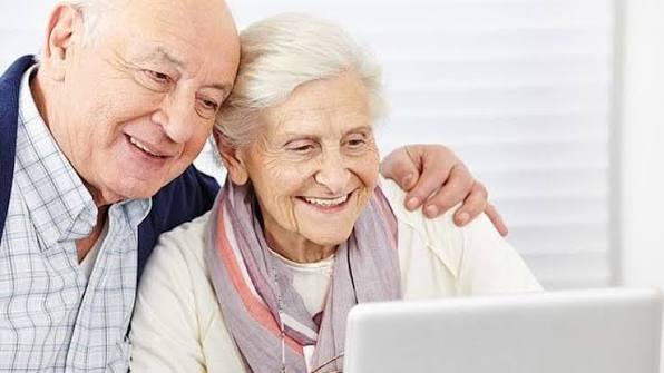 النوم والفيتامينات سر صحة الدماغ عند كبار السن