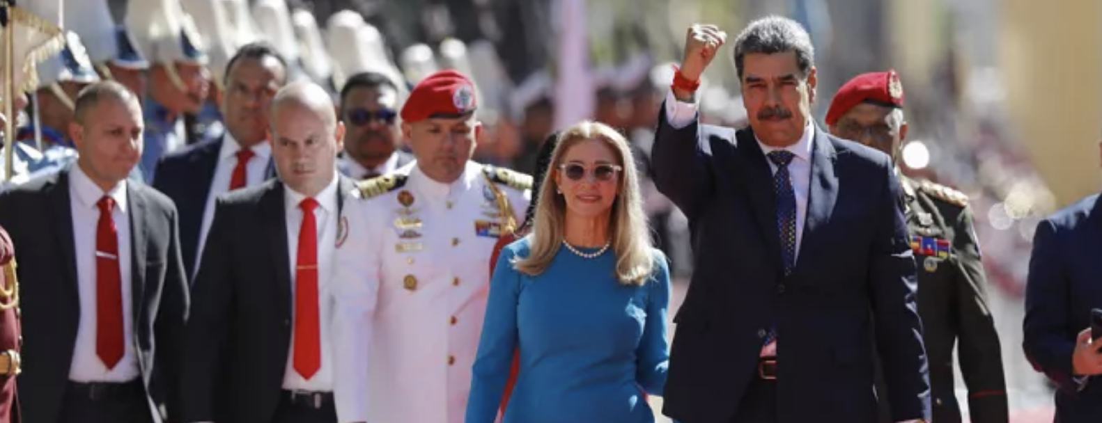 ترامب يعلنها: ضربنا فنزويلا وقبضنا على مادورو وزوجته