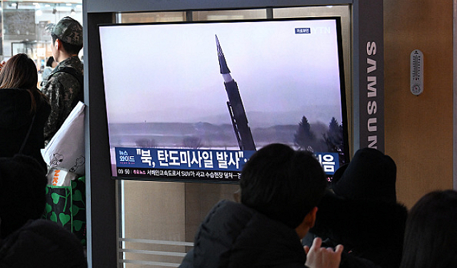 كوريا الشمالية تطلق صواريخ بالستية باتجاه بحر الشمال