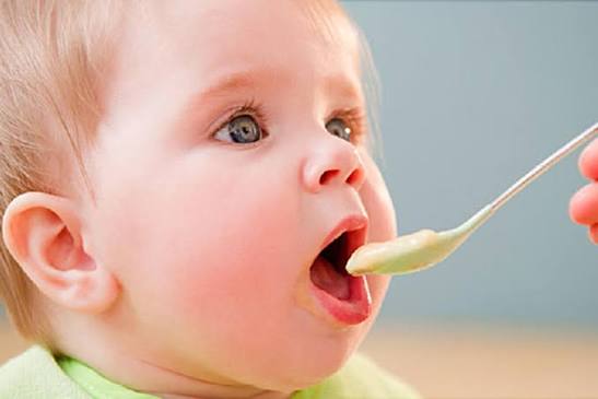 أطعمة شهيرة للأطفال مليئة بالسكر الضار