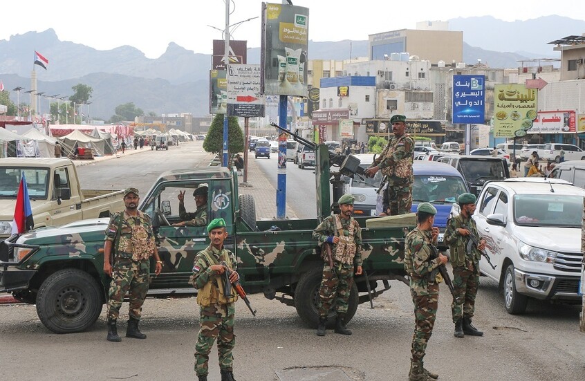 وكالة "سبأ": مجلس القيادة اليمني يسقط عضوية عيدروس الزبيدي من المجلس ويحيله للنائب العام