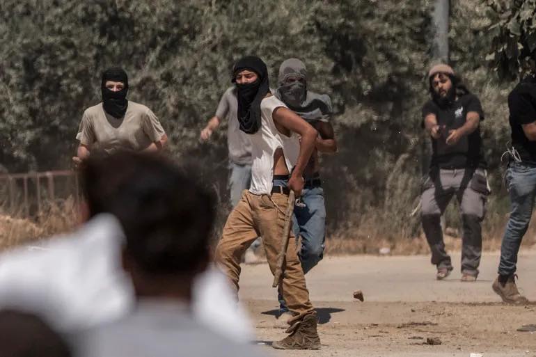 إصابتان في هجوم للمستعمرين على مرج سيع شمال شرق رام الله