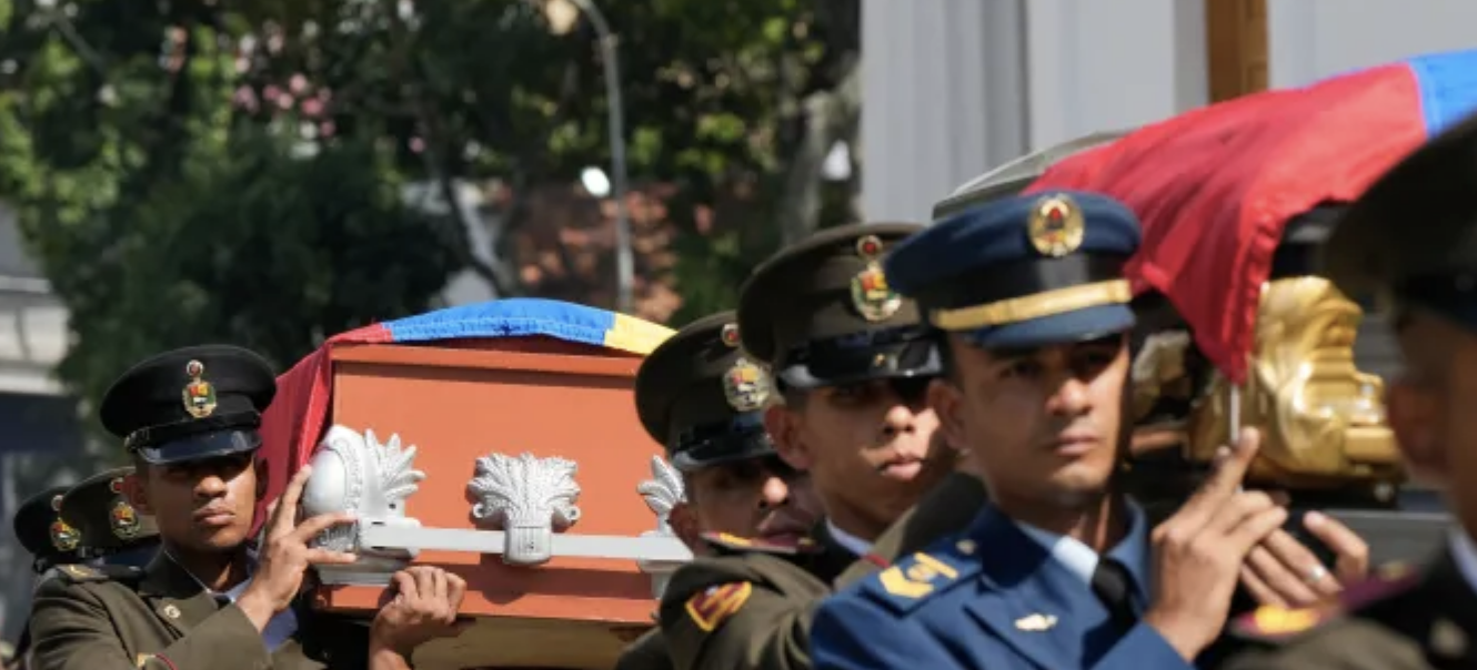 الداخلية الفنزويلية: 100 قتيل بالهجوم الأميركي وإصابة مادورو وزوجته