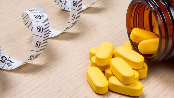 التوقف عن أدوية التخسيس يعيد الوزن خلال عامين