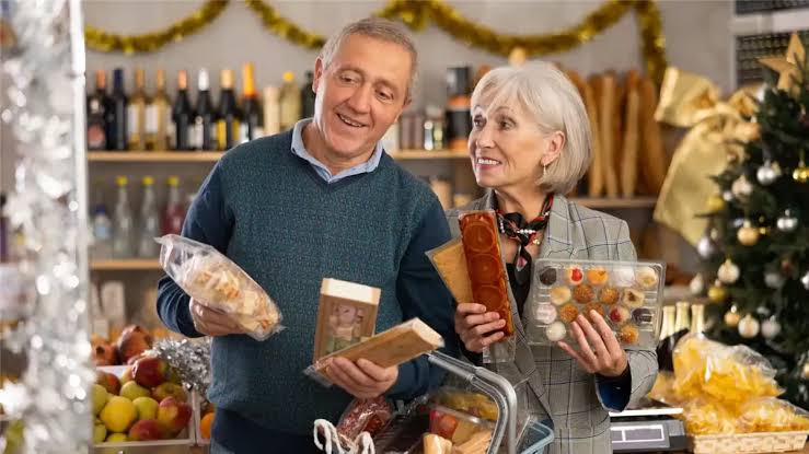 تقليل الأطعمة فائقة المعالجة يعزز صحة كبار السن