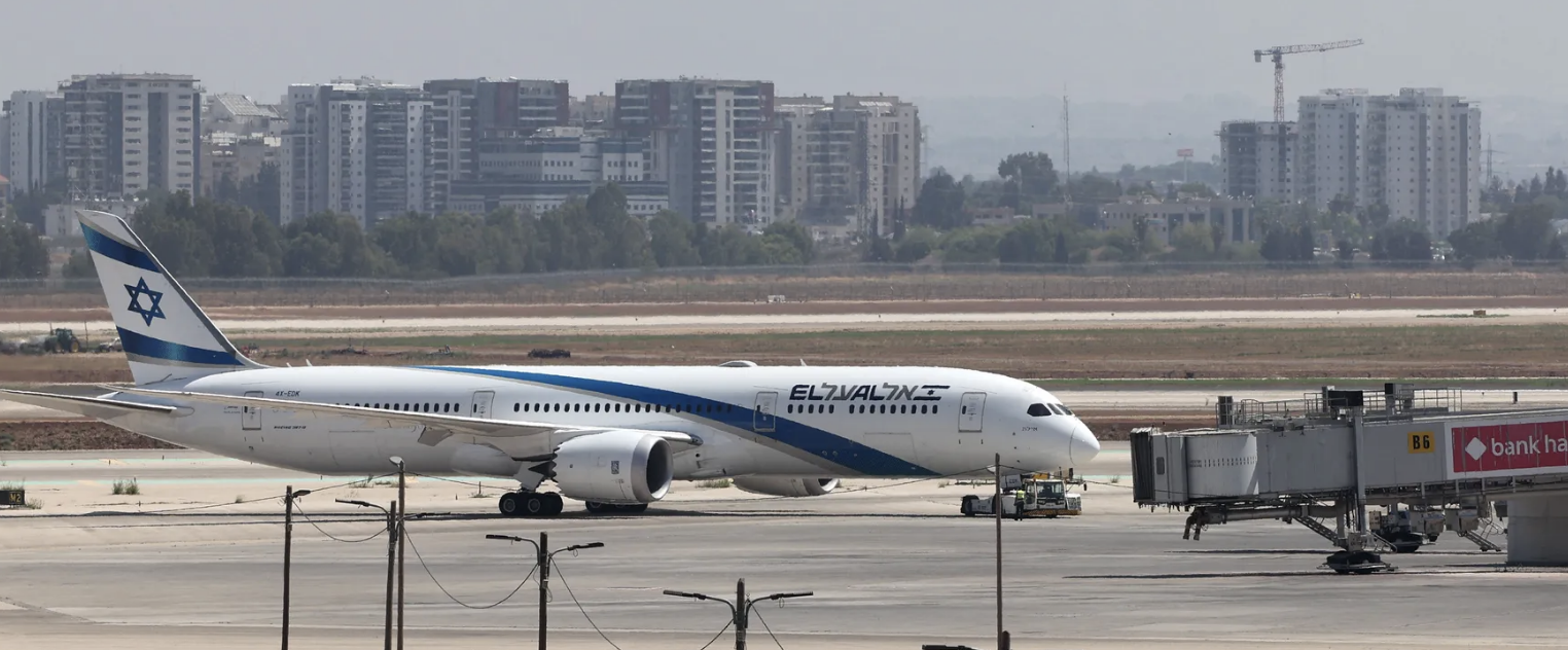 شركات طيران تعلّق رحلاتها لإسرائيل.. وإيران: أجواؤنا مفتوحة