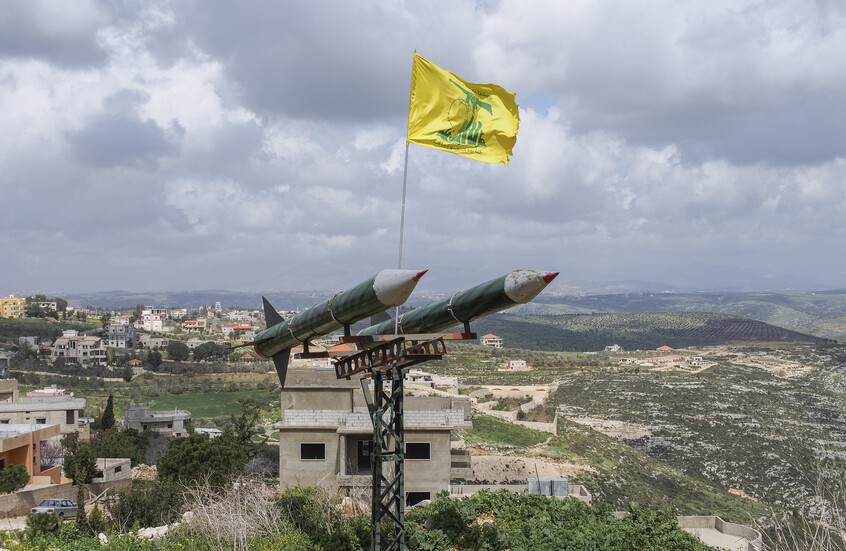 صحيفة لبنانية: "حزب الله" يجري محاكمات سرية داخل صفوفه لمحاسبة العملاء