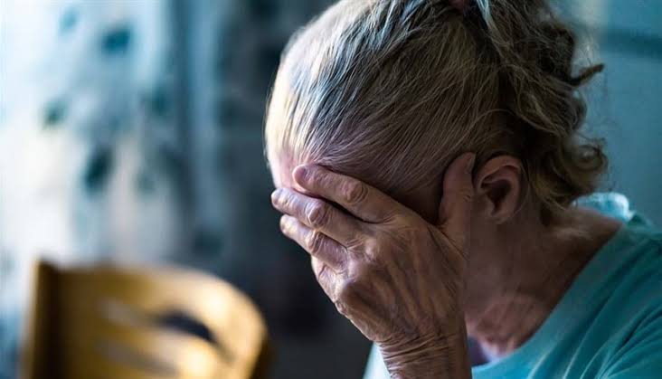 اللغة نافذة للكشف المبكر عن الخرف