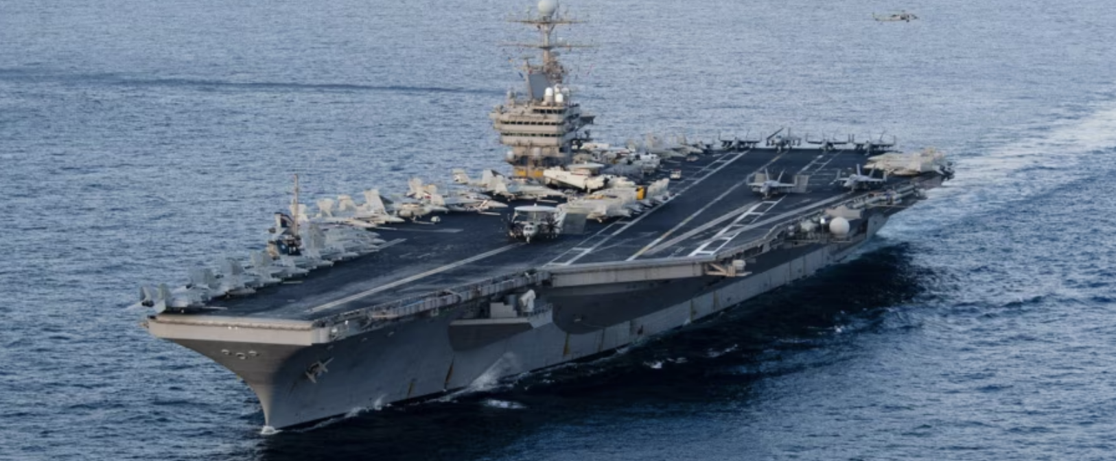 10 سفن وطائرات تجسس.. تعرف على أسلحة أميركا المحتشدة بالمنطقة