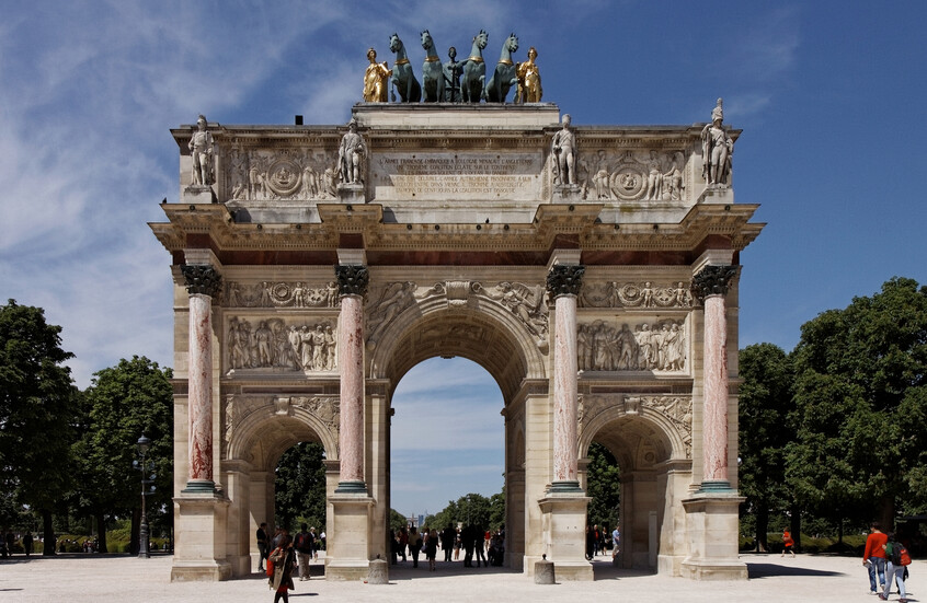 ترامب يكشف عن تفاصيل خطط بناء قوس النصر في واشنطن