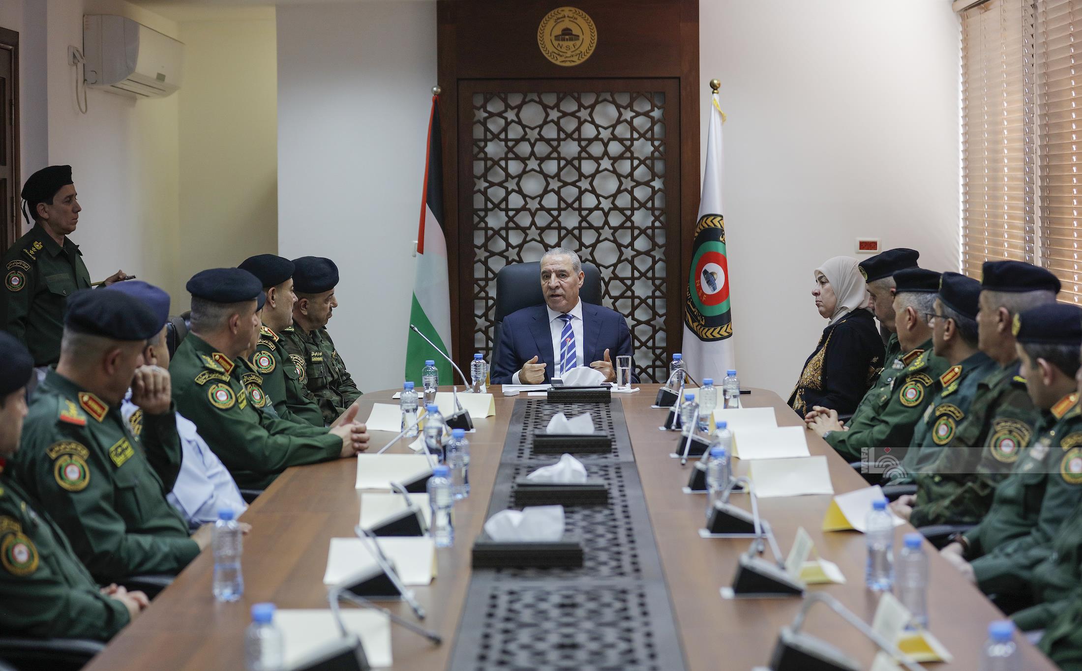 الشيخ يزور القيادة العامة لقوات الأمن الوطني