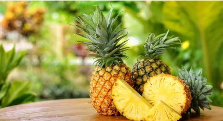 الأناناس سر خفيف بعد الولادة