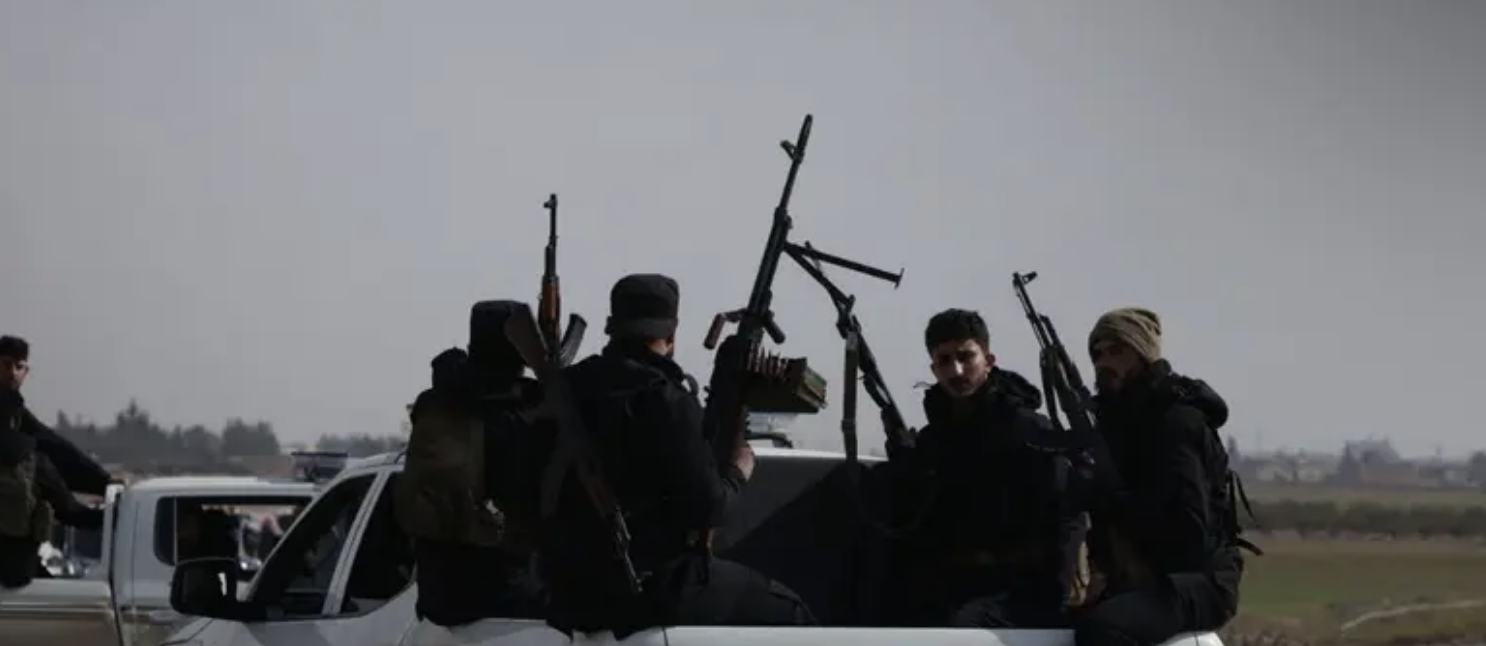 الأمن السوري يدخل القامشلي وعين العرب.. وسط حظر تجوال