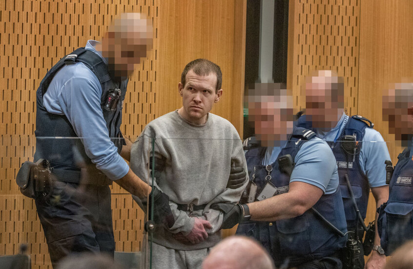 منفذ هجوم مسجدي نيوزيلندا يسعى إلى التراجع عن الإقرار بالذنب