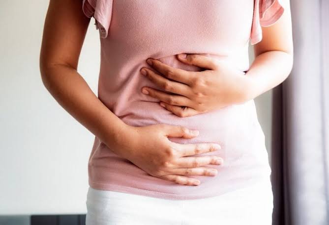 هل يساعد المشي بعد الأكل على الهضم؟