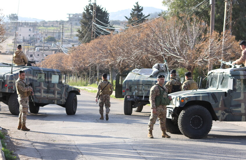 إعلام: توقيف عميلين أجنبيين "مهمين" في جنوب لبنان