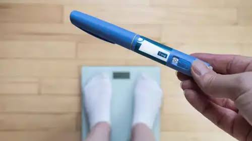 ما الأطعمة التي يجب تجنبها مع أدوية التخسيس؟