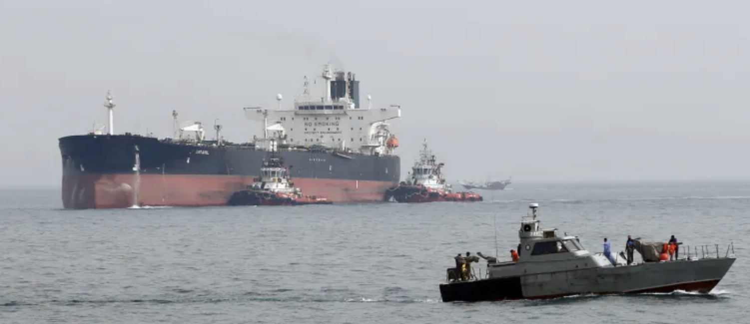 مضيق هرمز.. العنق الرئيس للنفط في العالم