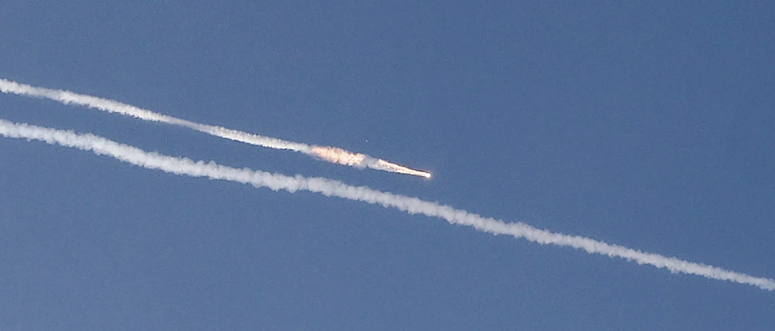 تراجع إطلاق الصواريخ.. تأثير الضربات أم "مناورة إيرانية"؟