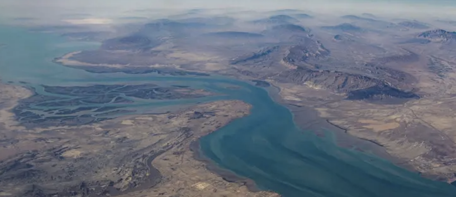 الحرس الثوري الإيراني: في انتظار قوات أميركا التي ستواكب السفن بمضيق هرمز