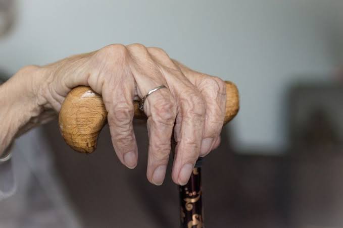 هل تحمل دماء المئويين سر الشباب؟