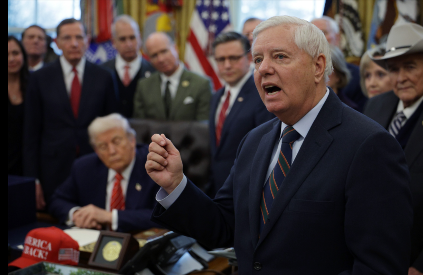 "القضية هي النفط فقط".. إيران تلتقط لحظة صراحة أمريكية نادرة!