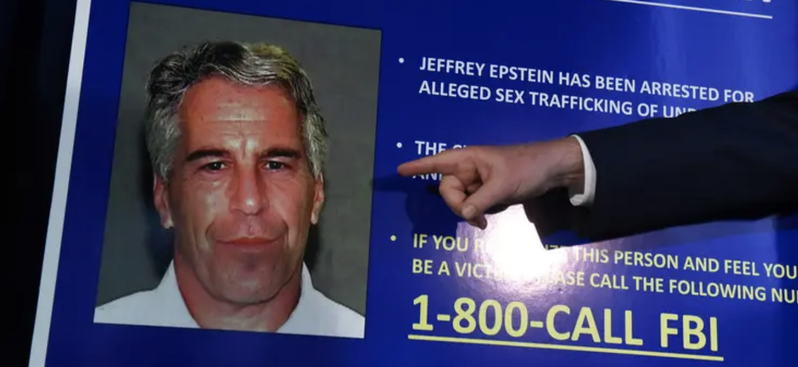 عثرت على إبستين ميتاً في زنزانته.. حارسة السجن تلقت أموالاً غامضة