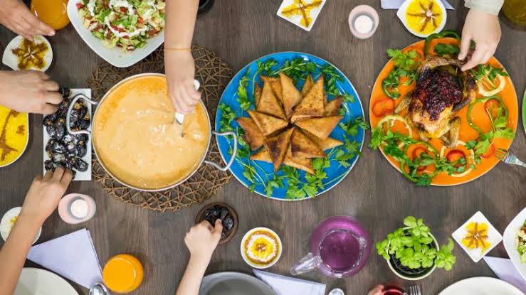 ما الأطعمة التي تسبب الخمول بعد الإفطار؟