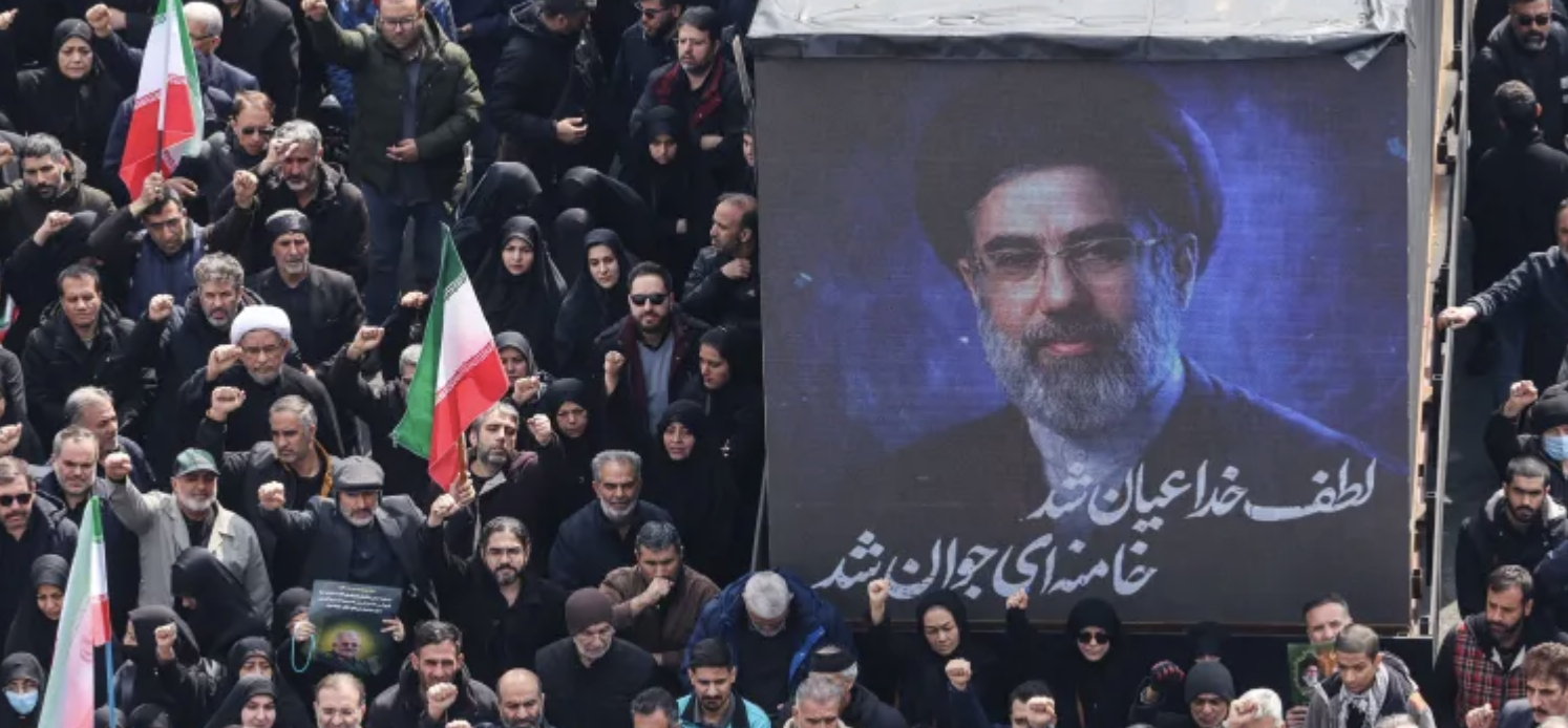 رويترز: المخابرات الأمريكية تستبعد انهيار النظام الإيراني