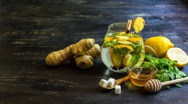 الزنجبيل أم النعناع أيهما أفضل لمعدتك؟