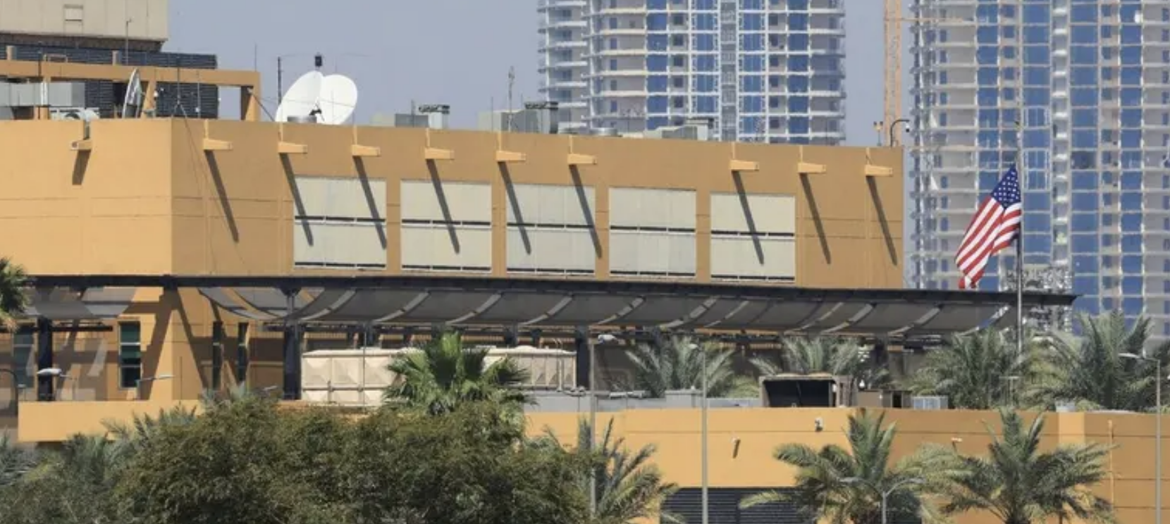 حزب الله العراقي يتعهد بوقف استهداف سفارة أميركا في بغداد "لـ5 أيام" بشروط