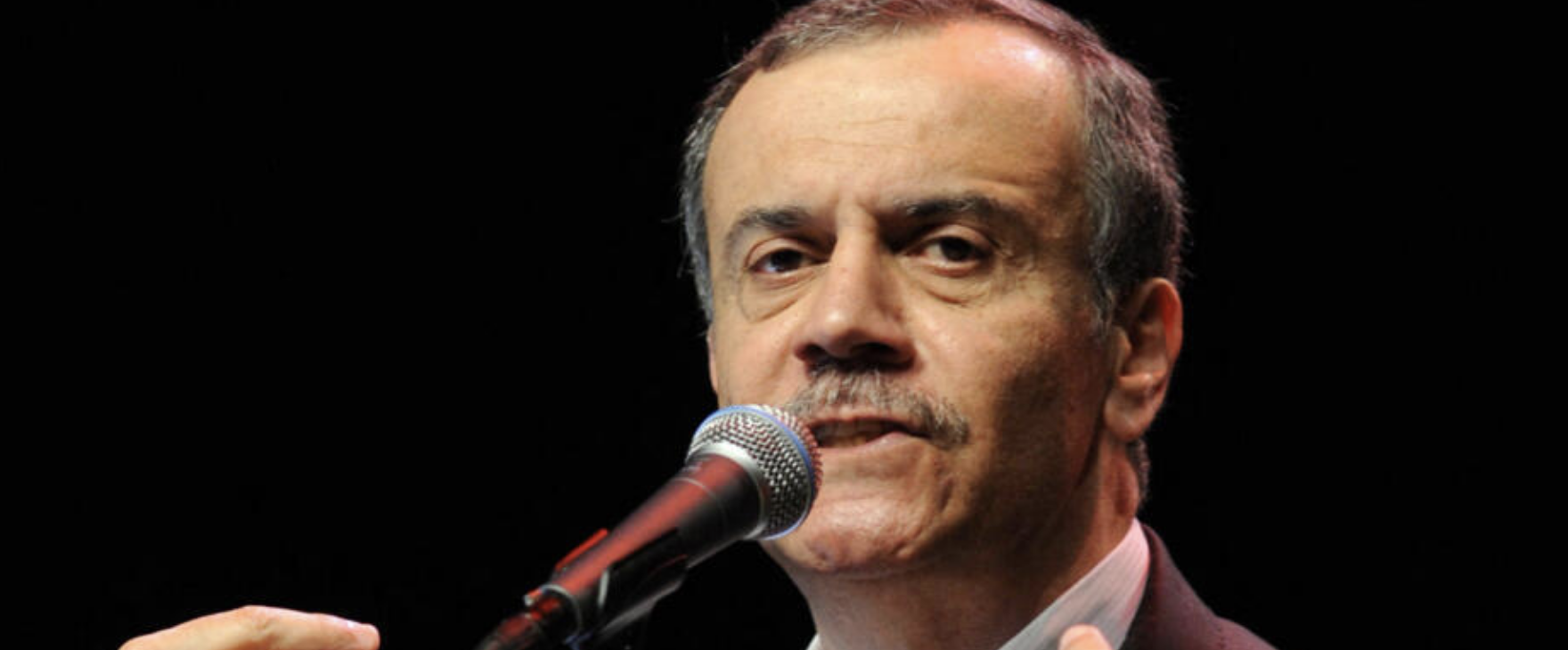 أحمد قعبور.. حين يتحول الصوت إلى ذاكرة لا تموت