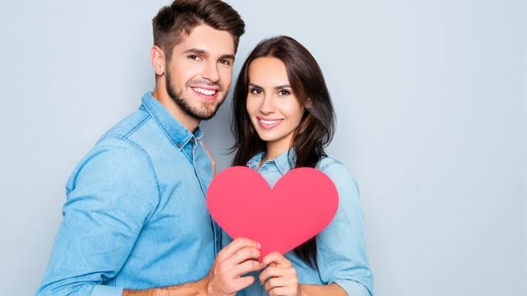 الأزواج يتبادلون الميكروبات كما يتبادلون الحياة اليومية