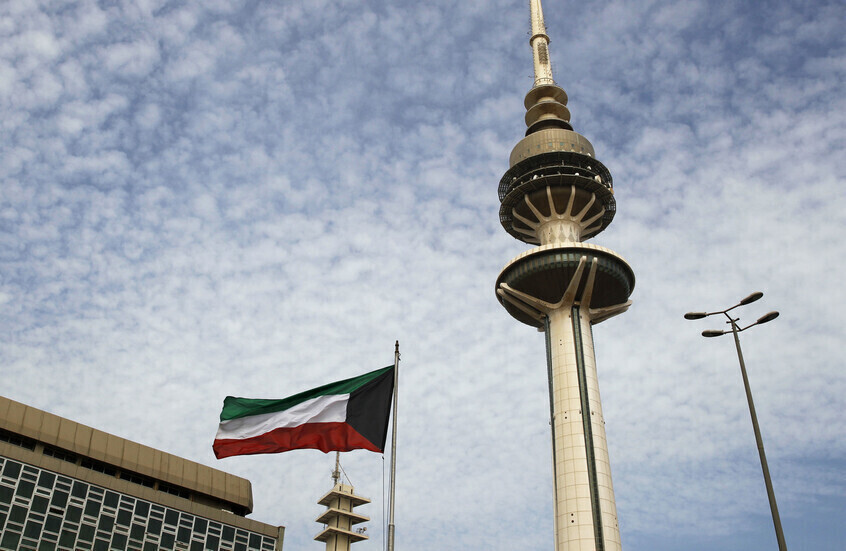 "البترول الكويتية": الناقلة العملاقة "السالمي" تعرضت لاستهداف إيراني مباشر في ميناء دبي
